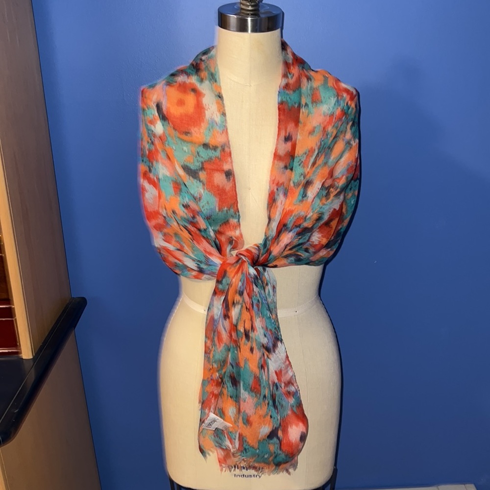 Pretty Ruyi Scarf/Wrap - Picture 3 of 5